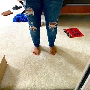 Rockstar super skinny ripped jeans- Old navy